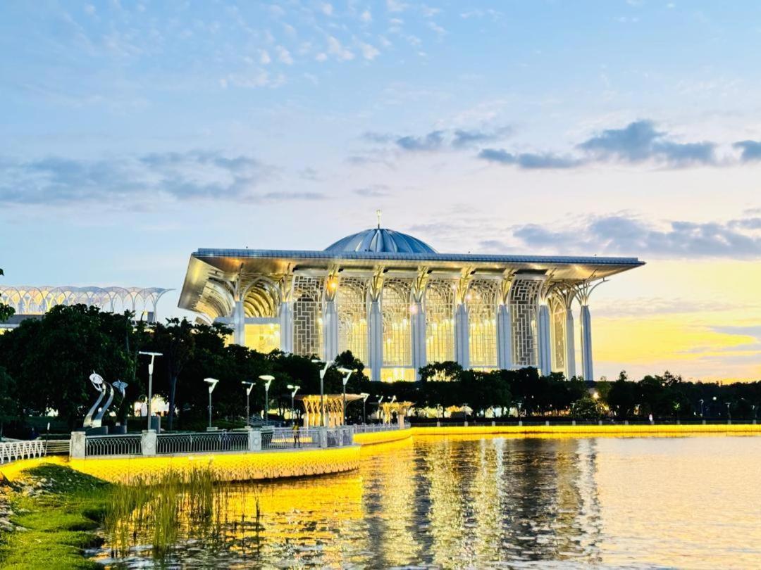 Enclave Business Hotel Putrajaya Ngoại thất bức ảnh